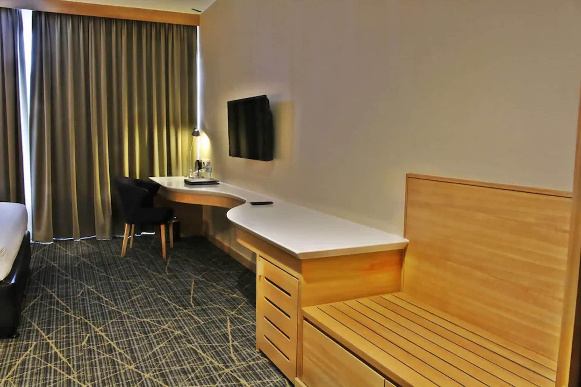 Holiday Villa Johor Bahru City Centre Экстерьер фото