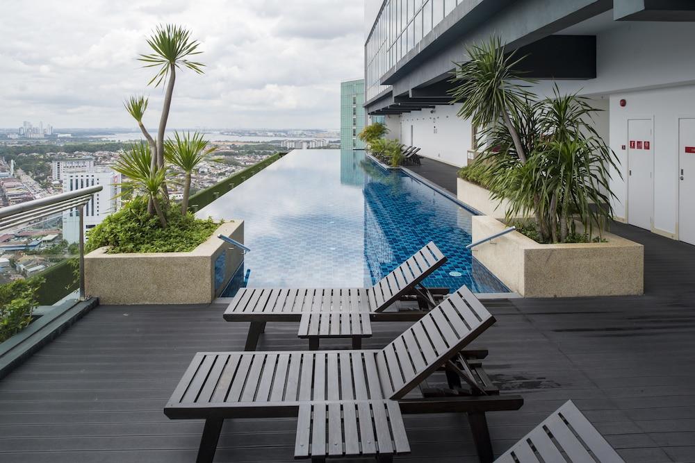 Holiday Villa Johor Bahru City Centre Экстерьер фото