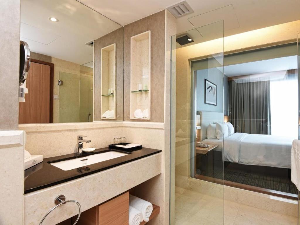 Holiday Villa Johor Bahru City Centre Экстерьер фото