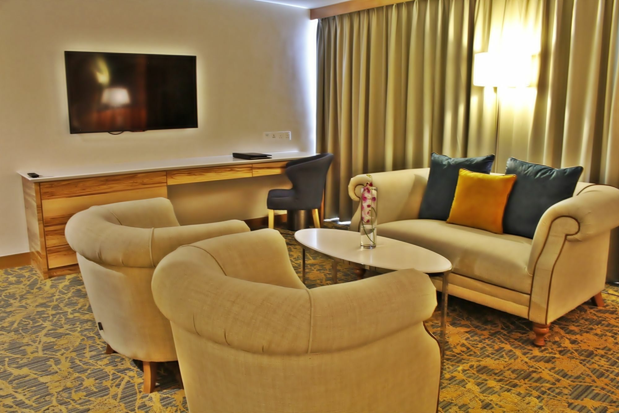 Holiday Villa Johor Bahru City Centre Экстерьер фото