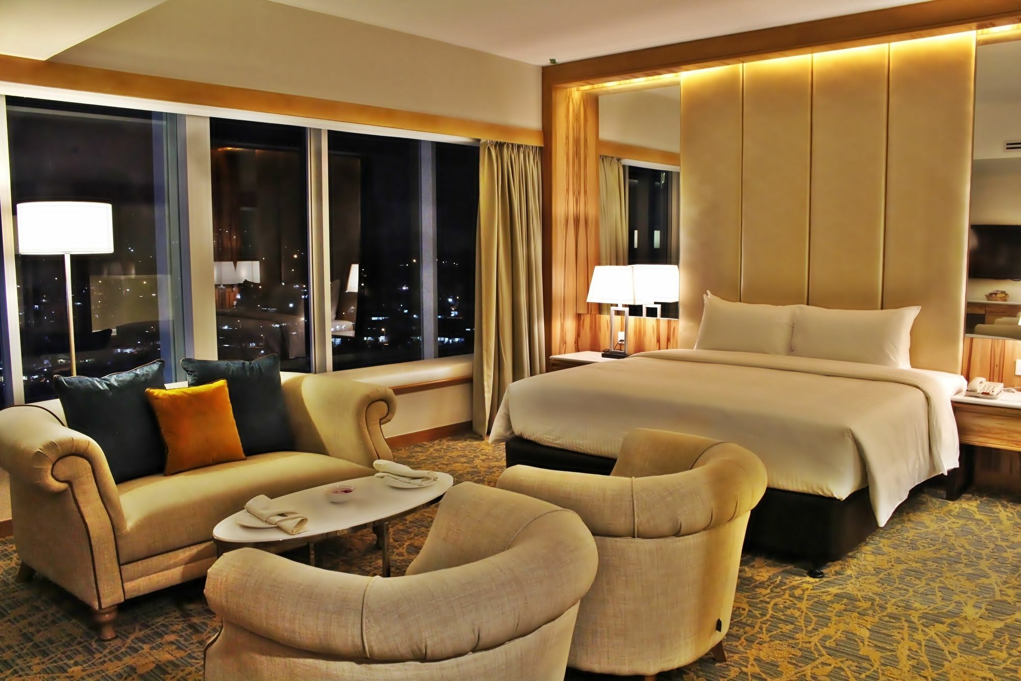 Holiday Villa Johor Bahru City Centre Экстерьер фото